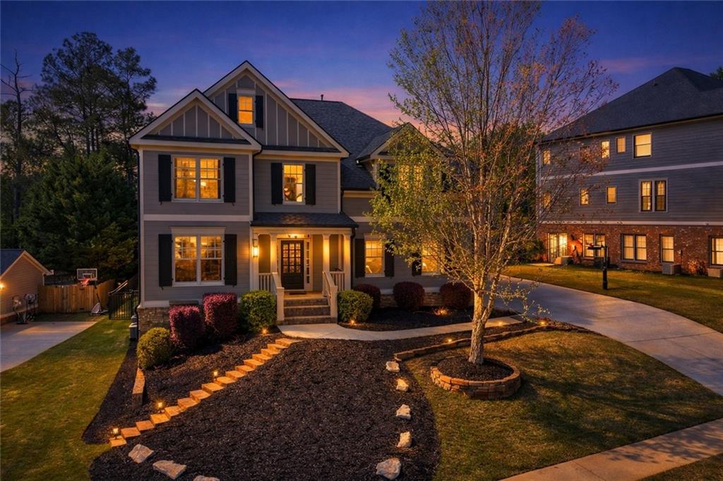 302 Grant Court — photo