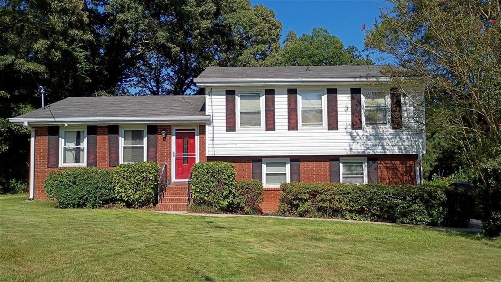6556 Wendell Circle — photo