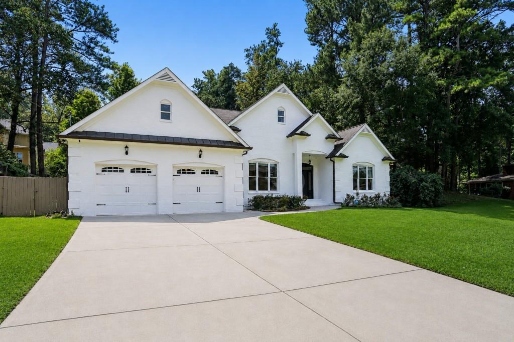 1425 Pineway Drive NE — photo