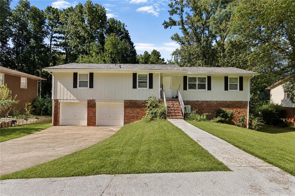 1563 Greenwood Drive — photo