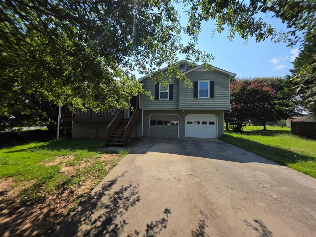 17 Winchester Drive — photo