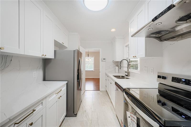1278 Fairhill Lane — photo