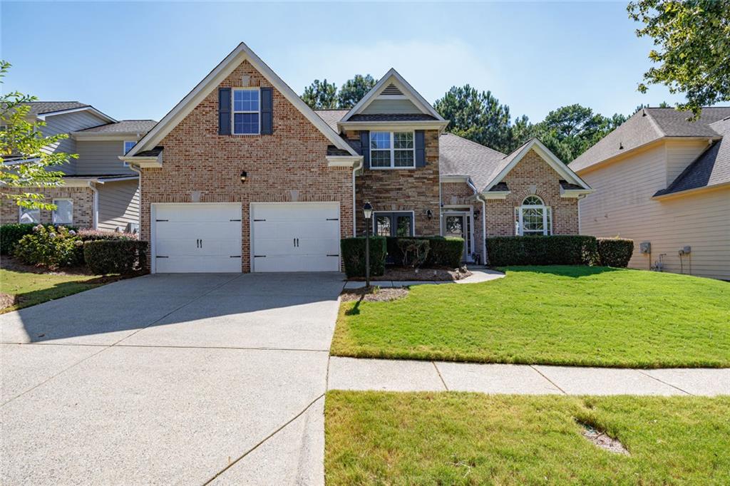 560 Roland Manor Drive — photo