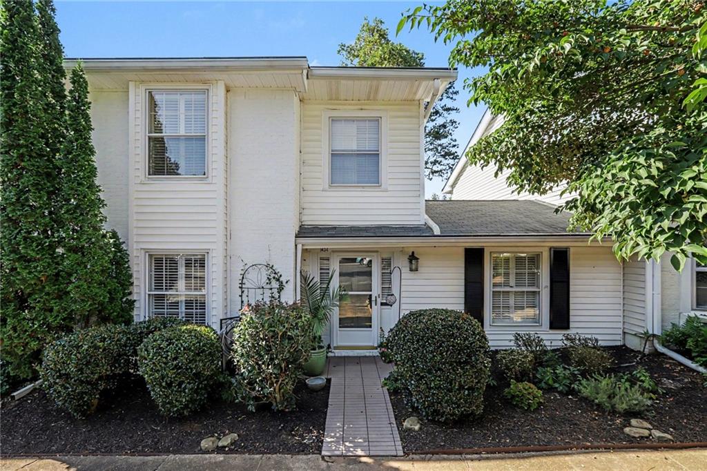 1434 Hampton Glen Court — photo
