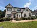 60 Charleston Drive — photo