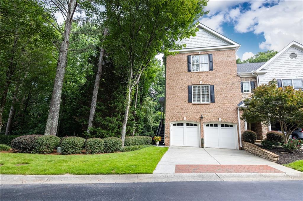 5492 Glenridge Drive Unit 524 — photo