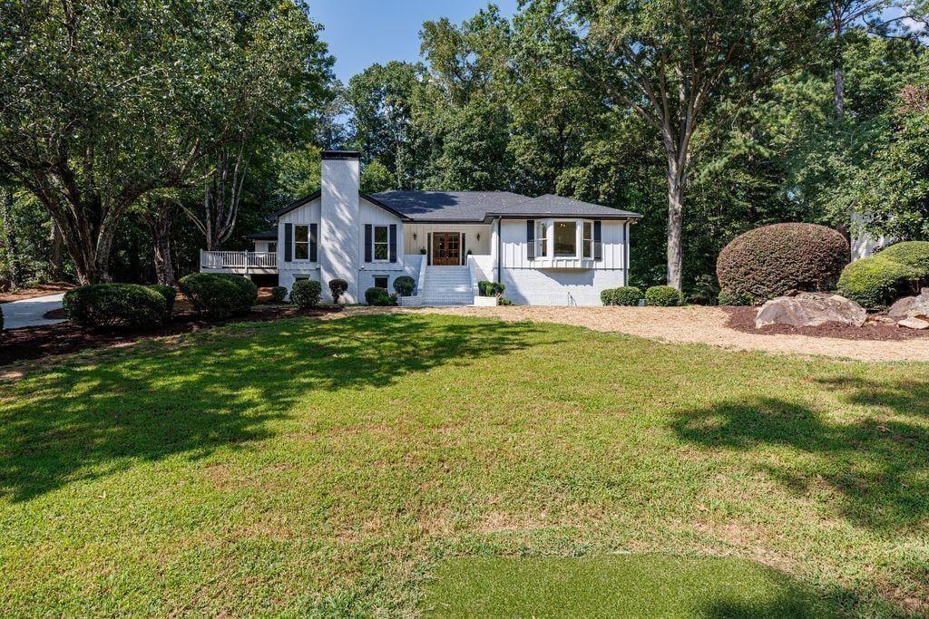 820 Oakhaven Drive — photo
