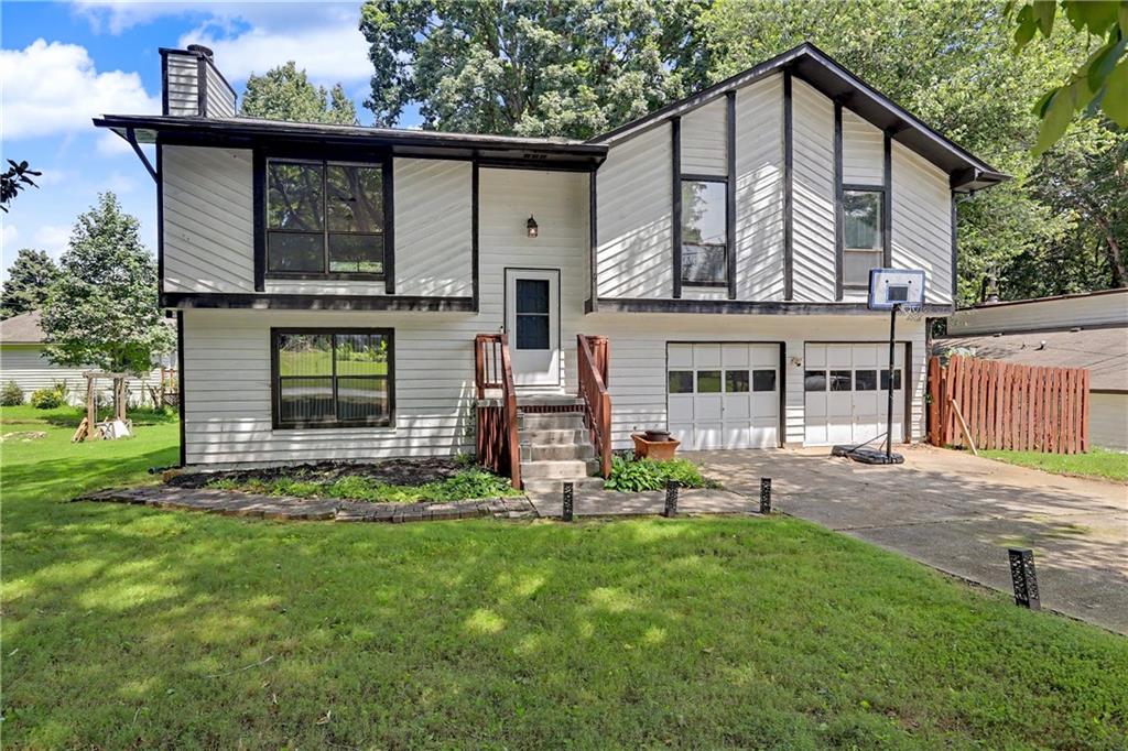 2571 Wildflower Lane — photo