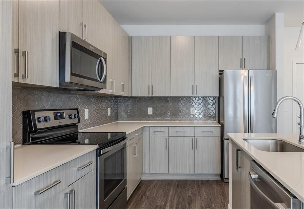 2700 E College Avenue Unit 620 — photo
