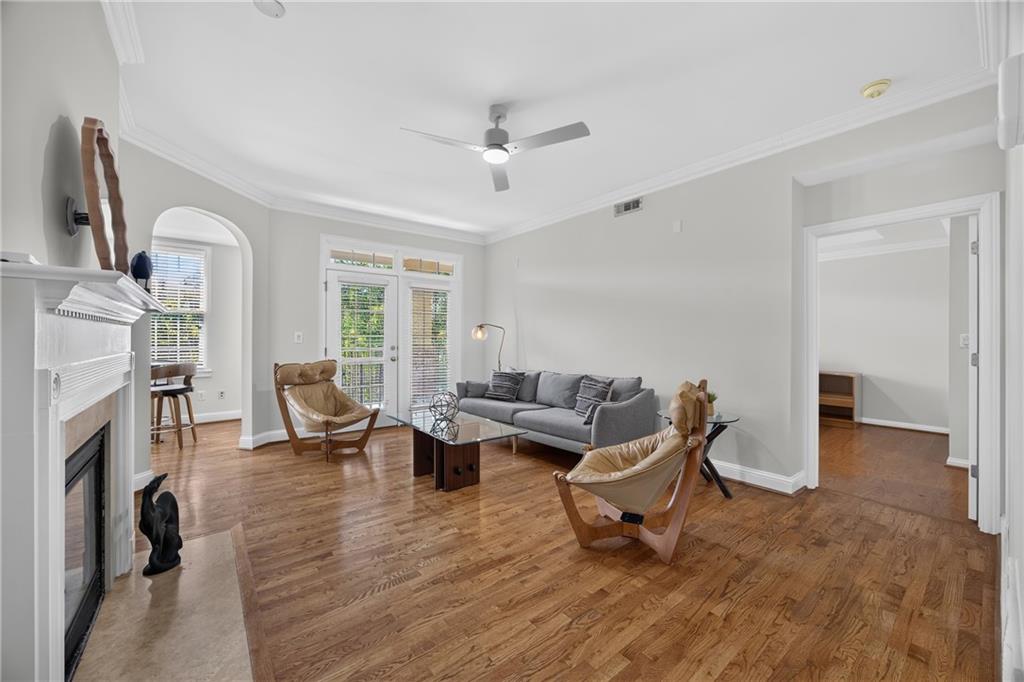 1735 Peachtree Street NE Unit 327 — photo
