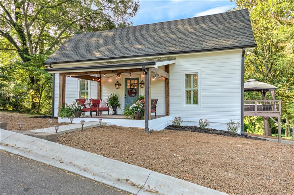145 Stripling Street — photo