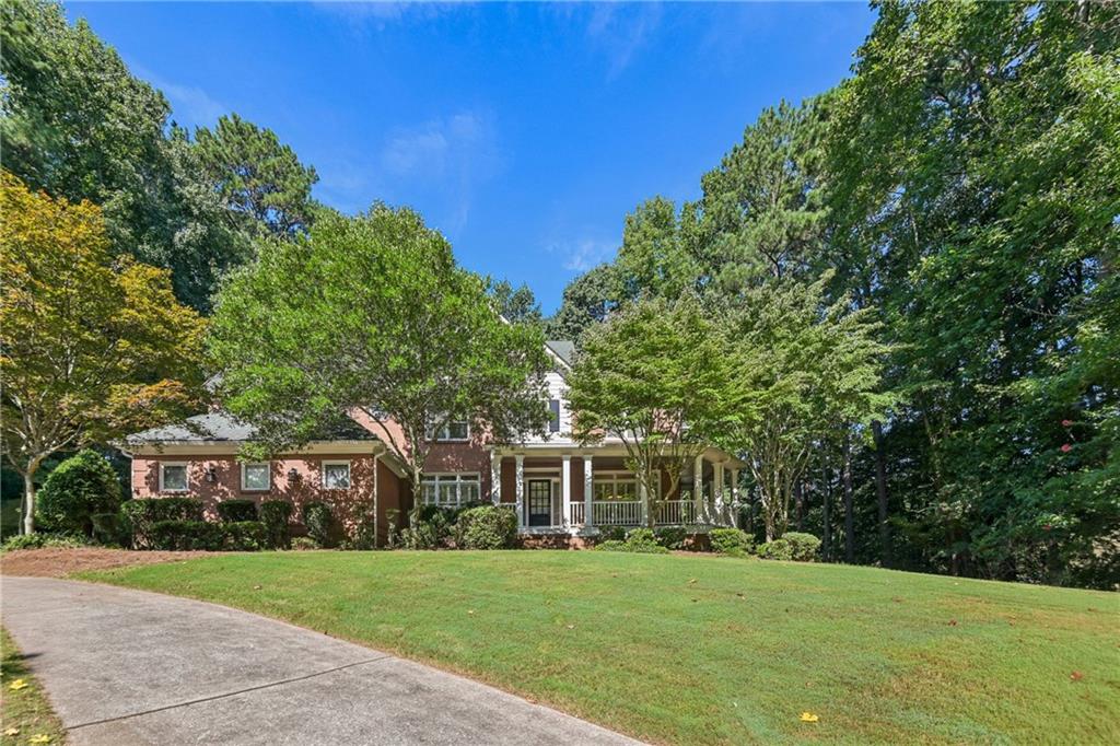 720 Barberry Drive — photo