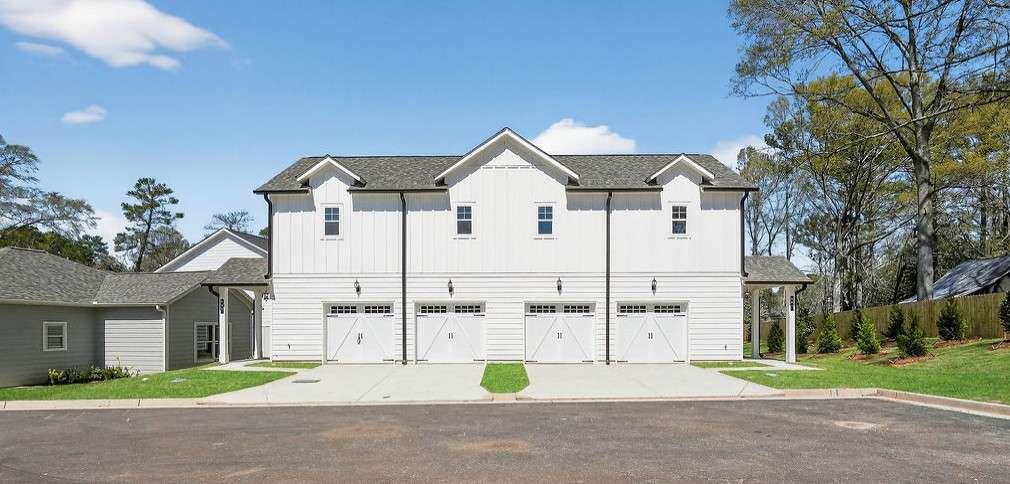 175 Bartow Street Lot 10 — photo