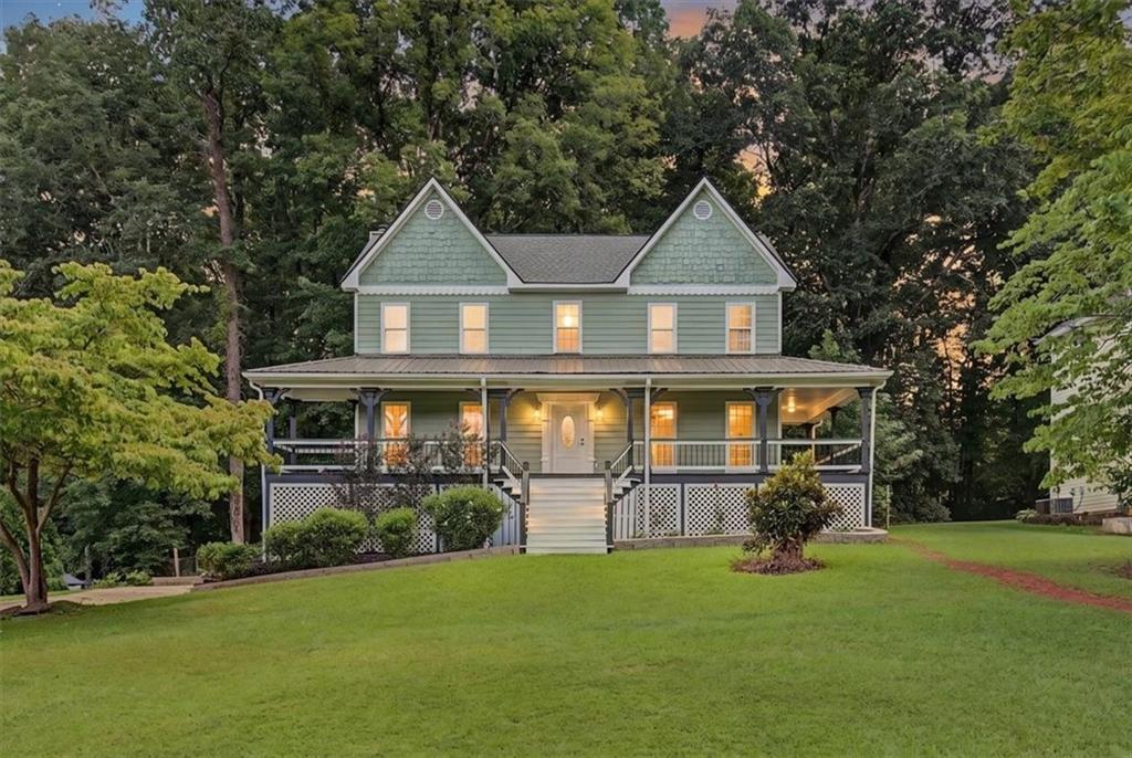 176 Cumberland Way — photo