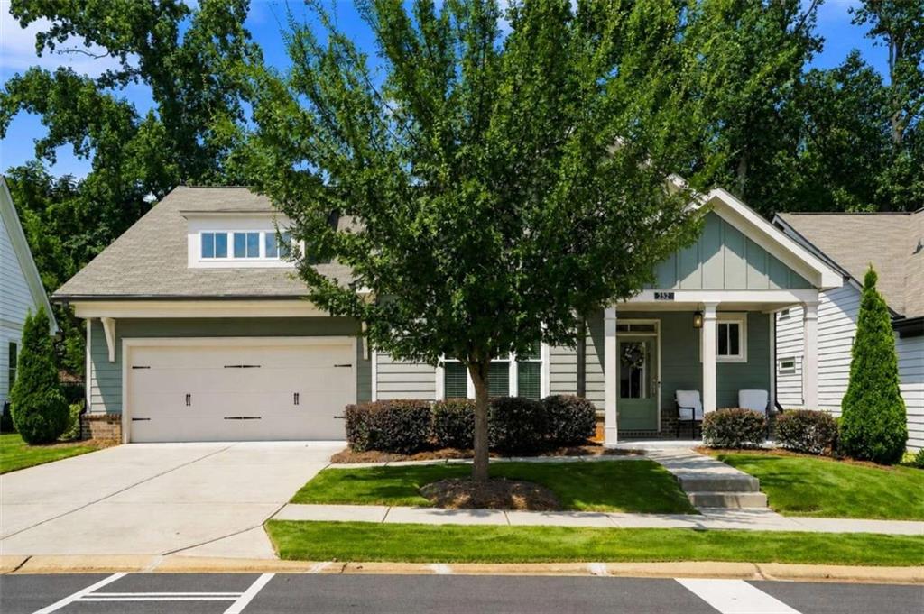 252 Saratoga Drive — photo