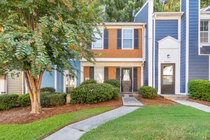 6622 Wellington Square — photo