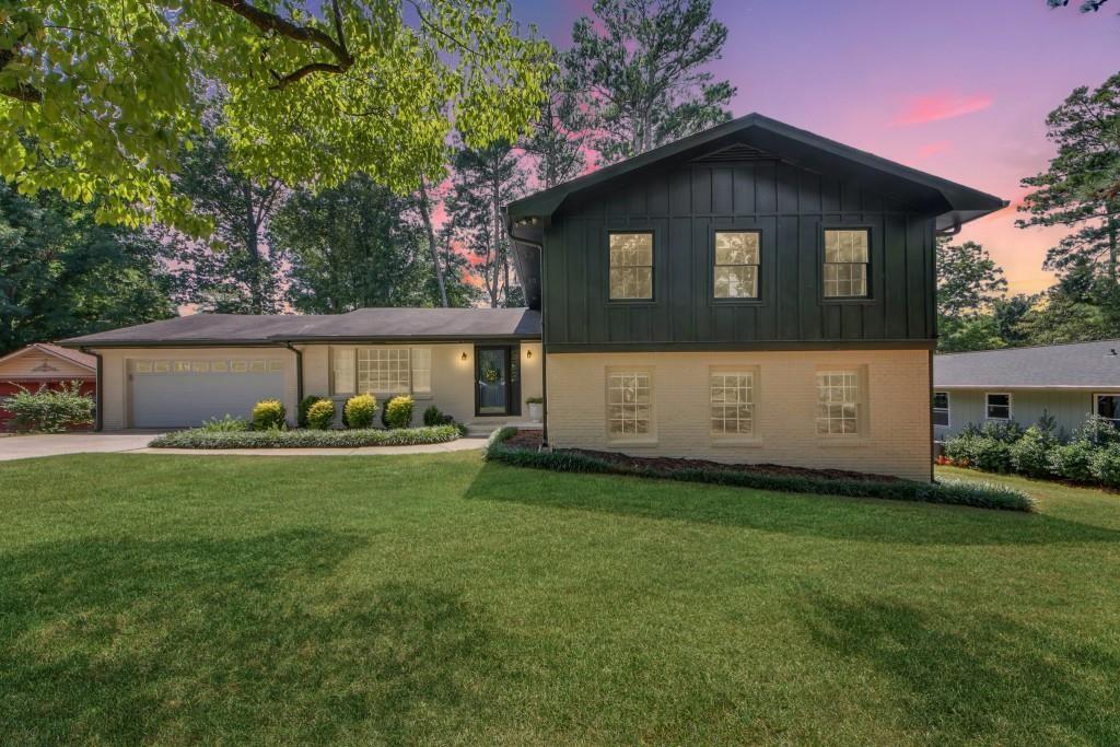 2204 Pine Point Drive — photo