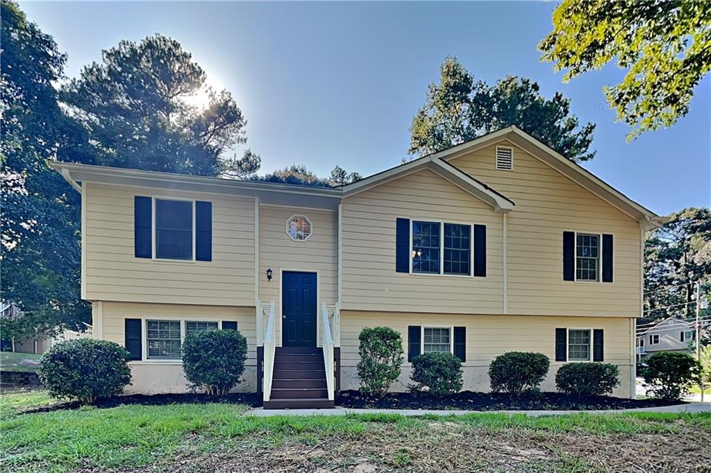 748 Dillon Drive — photo