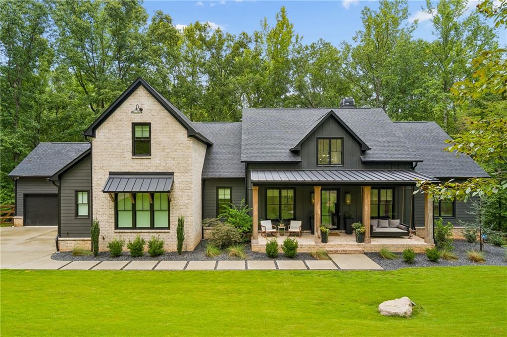 5676 Kennedy Road — photo