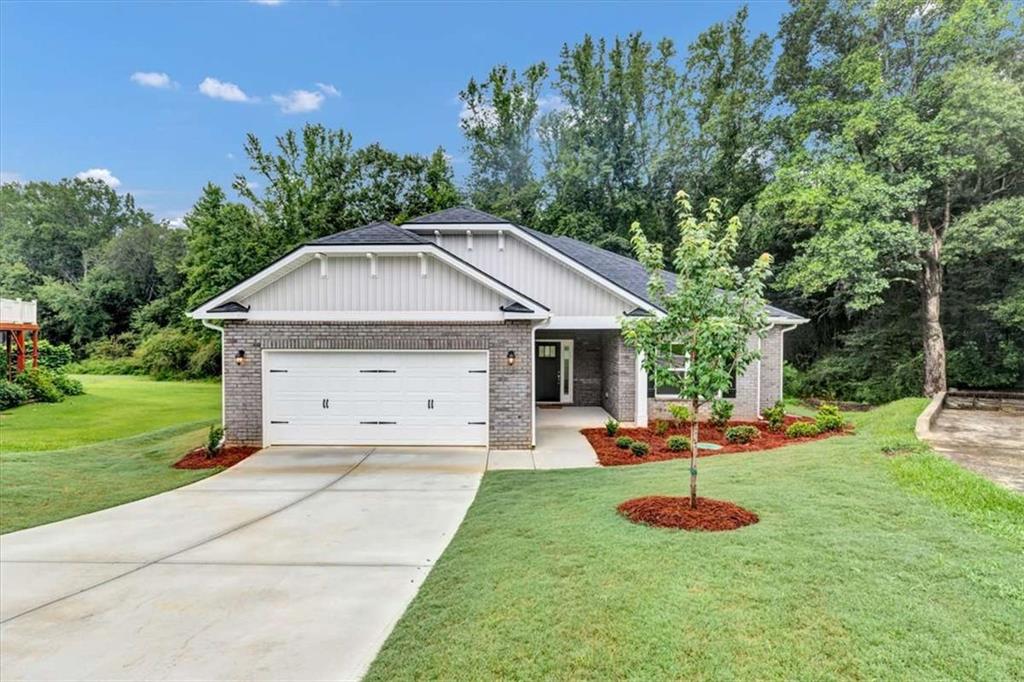 216 Rhett Drive — photo