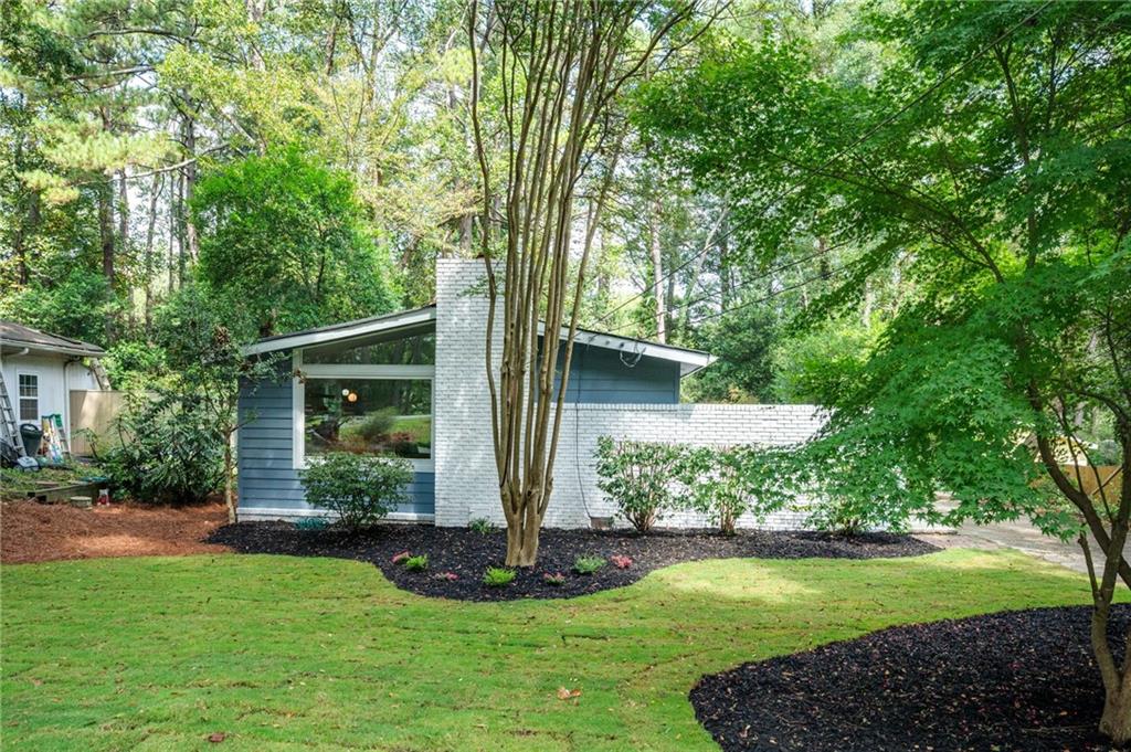 2672 Brook Park Way — photo