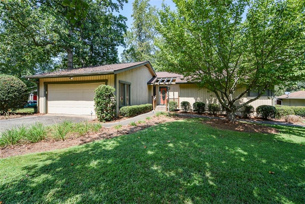 6906 Springwood Drive — photo