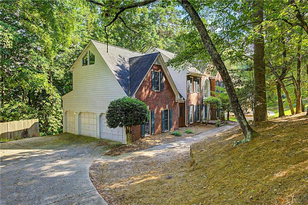 2180 Habersham Trace — photo