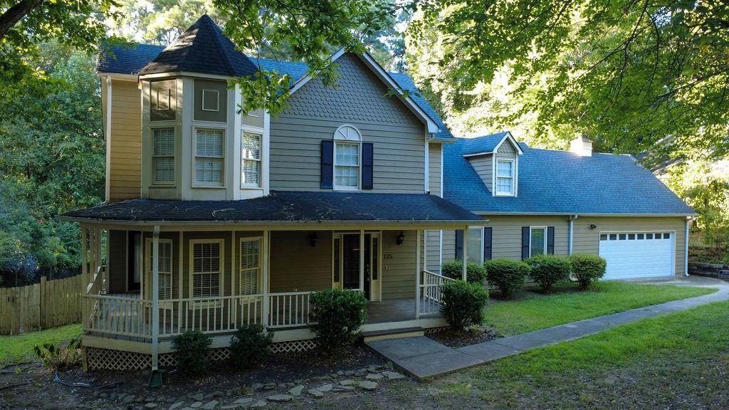 125 Picketts Lake Drive — photo