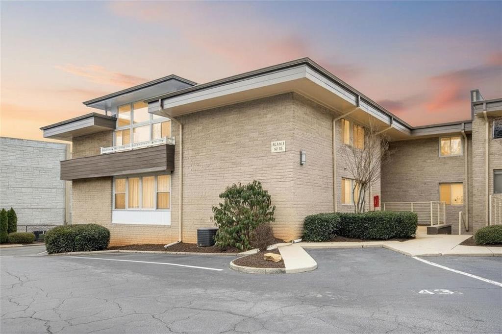 346 Carpenter Drive NE Unit 48 — photo