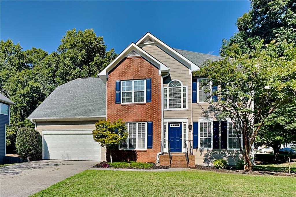 2405 Compton Place — photo