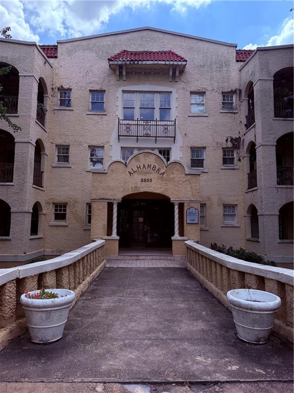 2855 Peachtree Road NE Unit 103 — photo