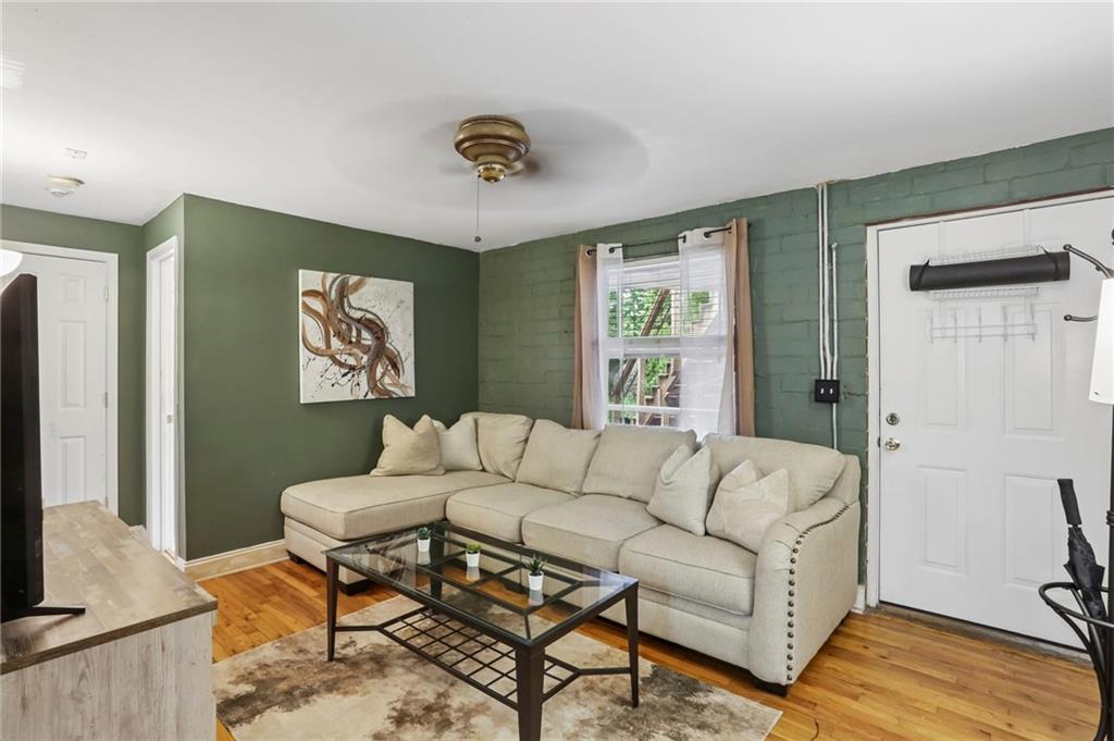 24 Daniel Street Unit 6 — photo
