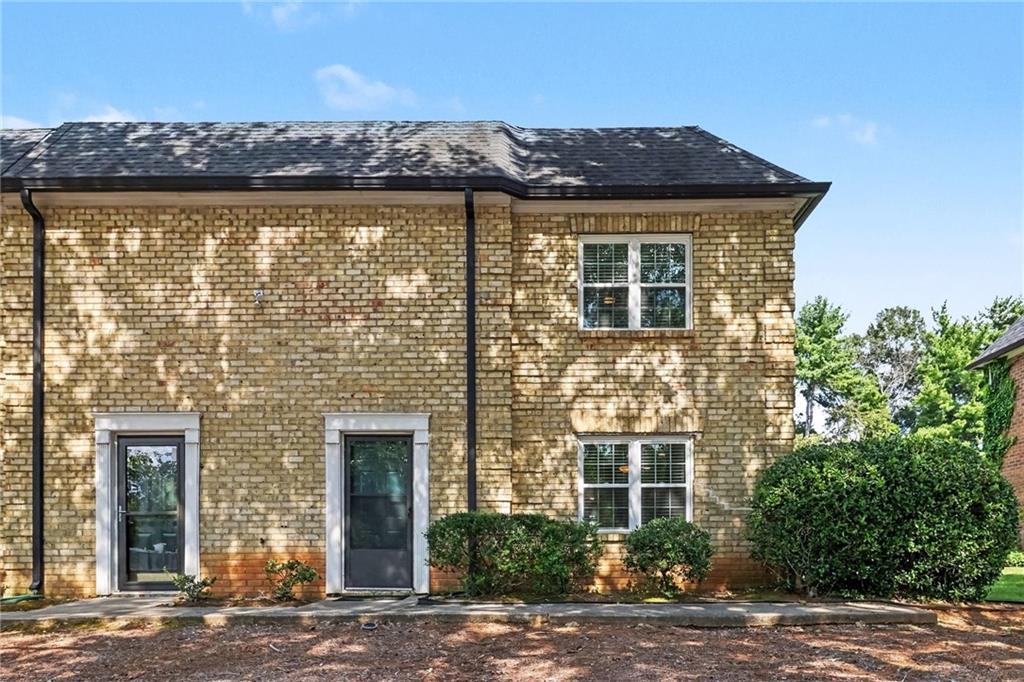 280 Winding River Road Unit F — photo