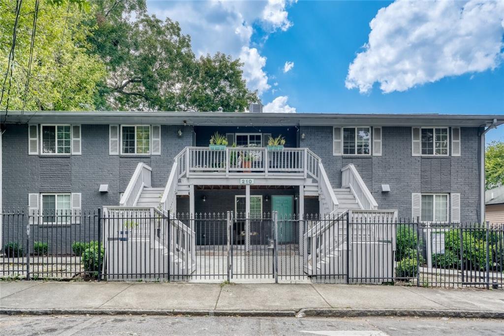 210 Sampson Street Unit 7 — photo