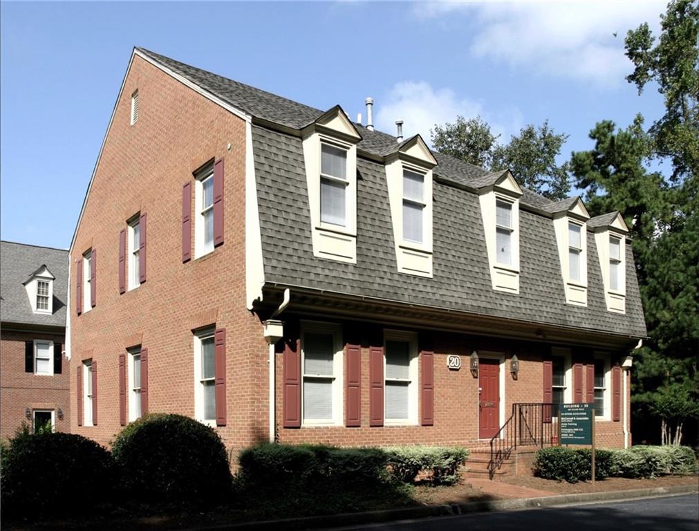 680 Village Trace NE Unit 20/B — photo