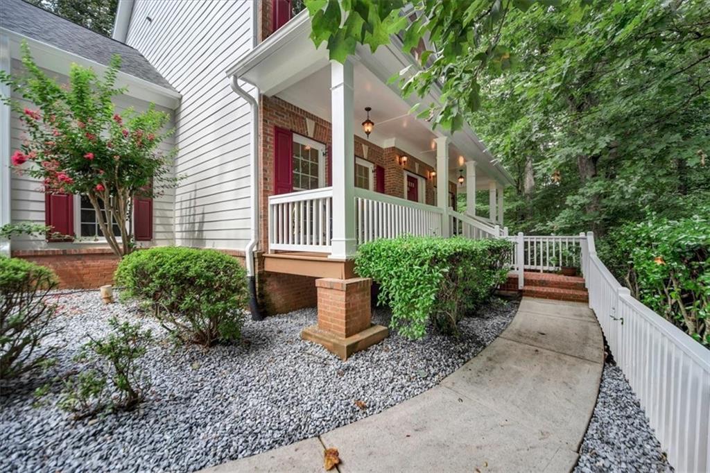 453 Cooper Woods Court SE — photo