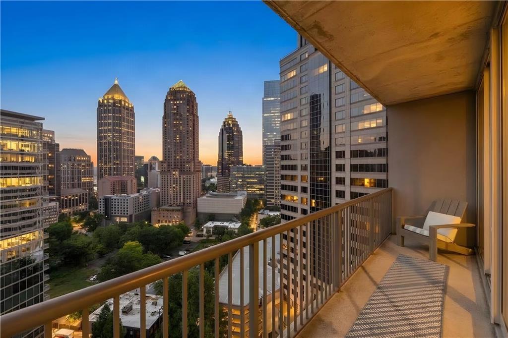 1080 Peachtree Street Unit 1916 — photo