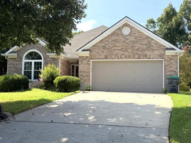 1102 Strath Clyde Way — photo