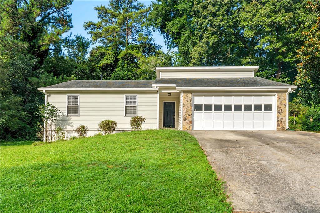 654 Village Creek Drive SW — photo