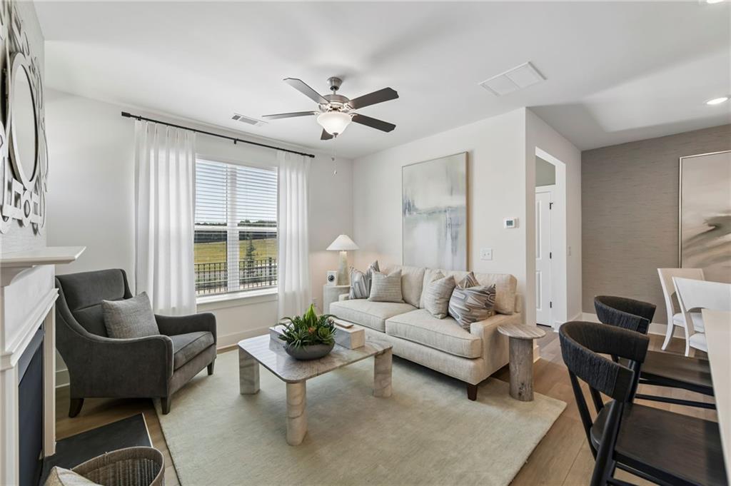 303 Barracks Way Unit 885 — photo