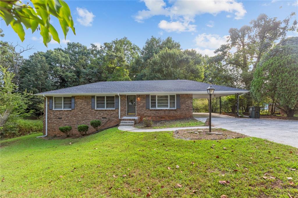 1834 Dogwood Court SW — photo