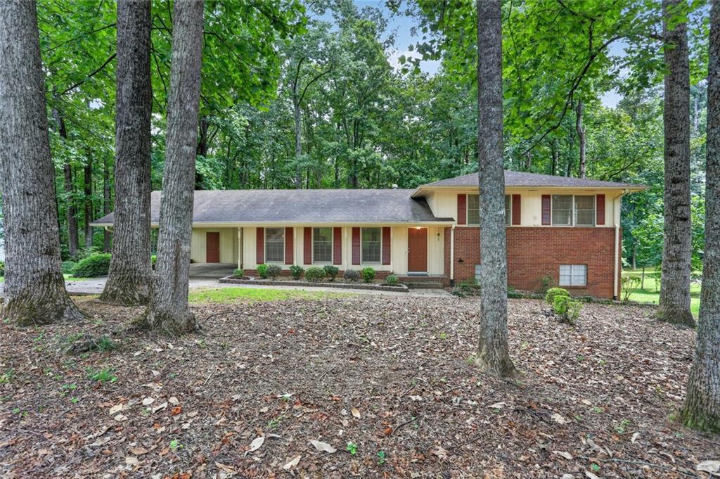 9278 Seminole Road — photo