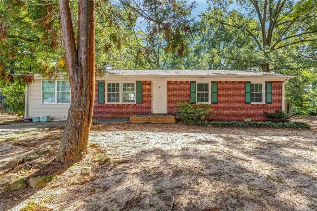 135 Highland Drive — photo