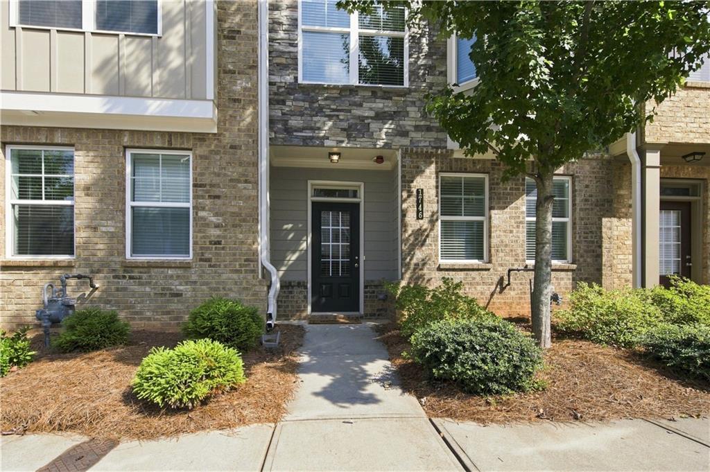 1746 Prelude Pte — photo