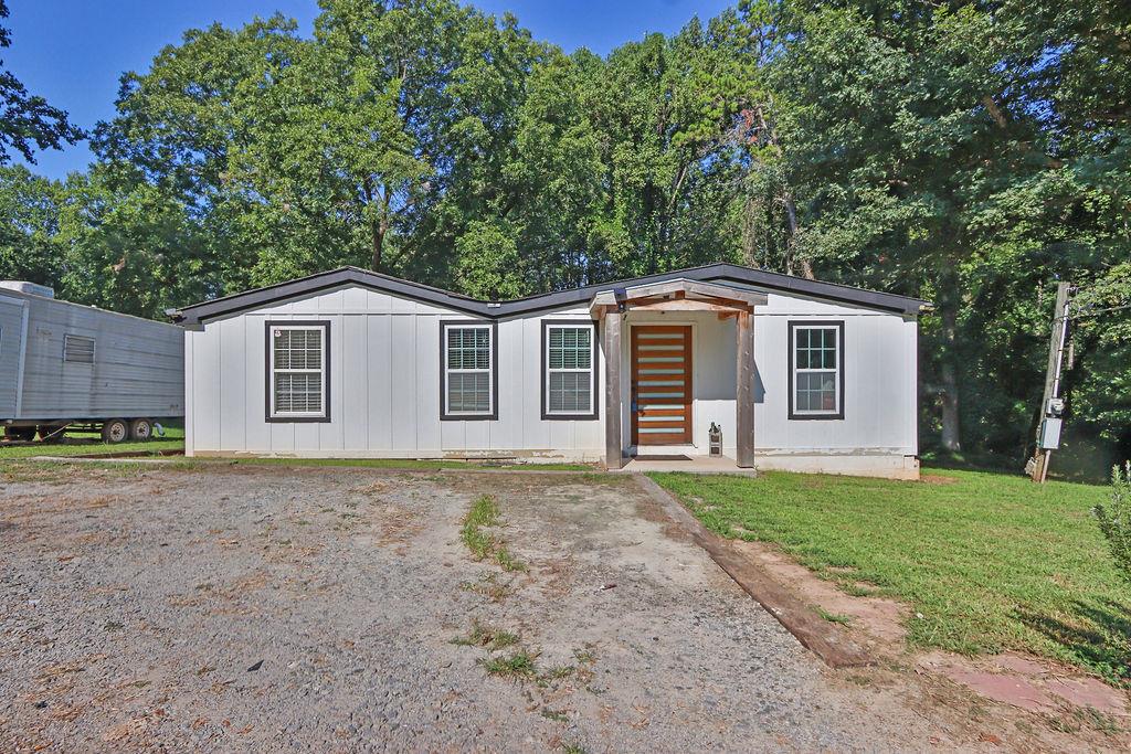 2110 Shoal Creek Road — photo