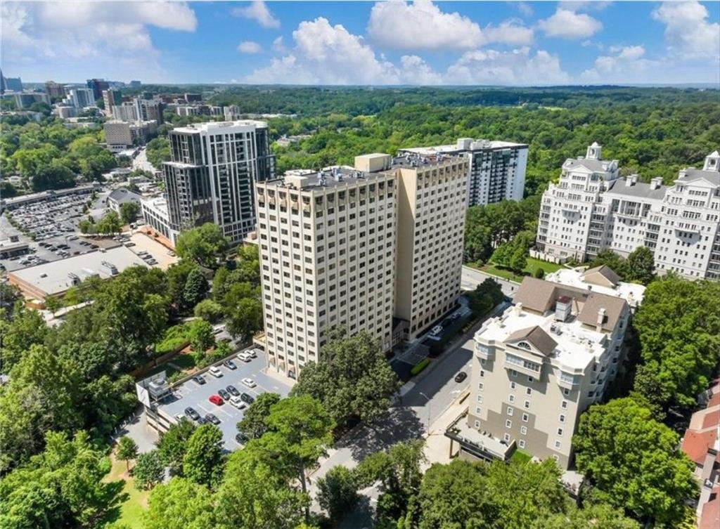 2479 Peachtree Road Road NE Unit 611 — photo