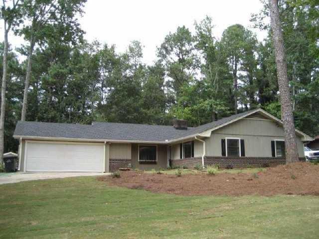 1398 Fairfield Drive SW — photo