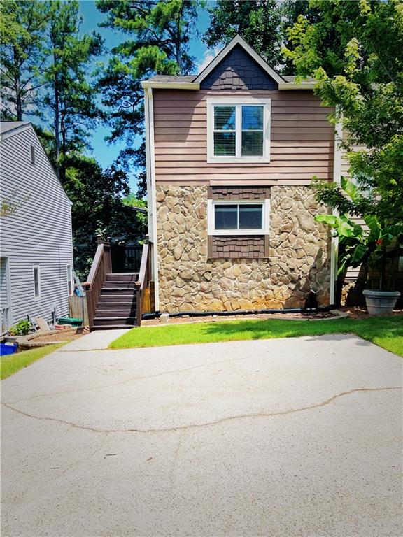 1330 Ridgecrest Lane SE — photo
