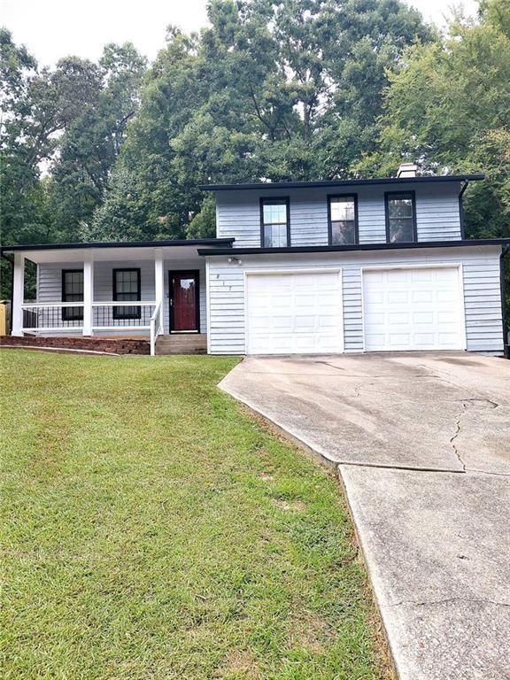 817 Forest Path — photo