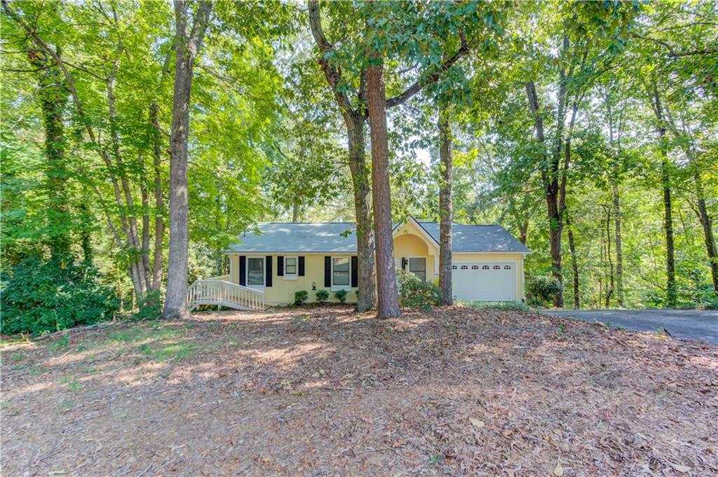 3629 Lakeview Drive — photo
